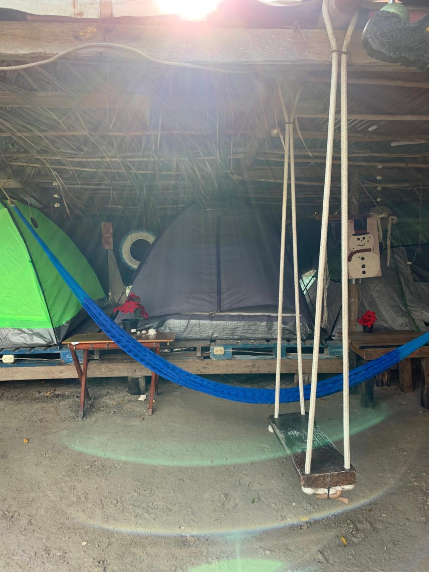Casa De Los Santos Camping Y Eco Cabanas Isla Holbox ภายนอก รูปภาพ