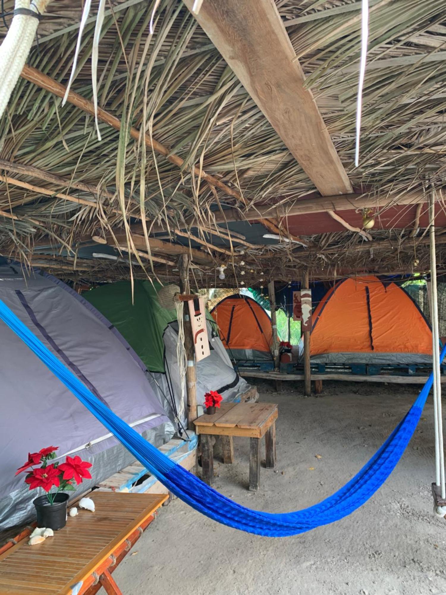 Casa De Los Santos Camping Y Eco Cabanas Isla Holbox ภายนอก รูปภาพ